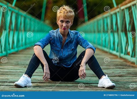 Bossy Pose Fighter Style Blonde Woman Confident Mountain Bri Stock
