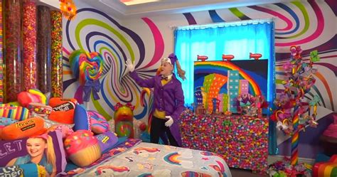 Jojo Siwas Candy Themed Bedroom Tour Video