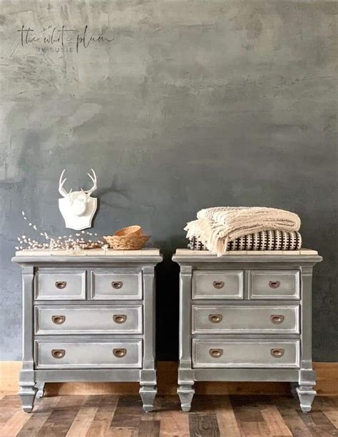 Pin By Martie Blignaut On Chalk Paint Furniture In 2020 Gray Painted
