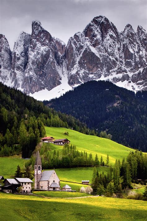Mountains Of Val Di Funes Italy Spectacular Places