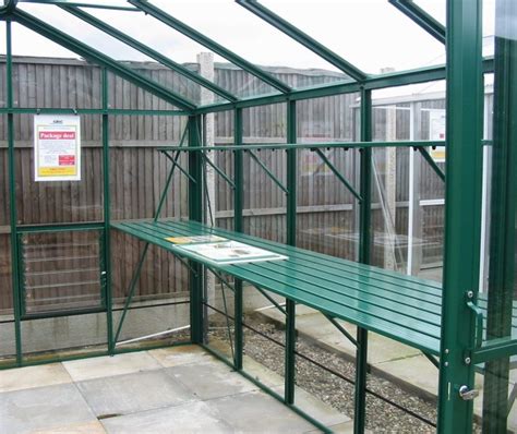 Make yourself cozy and spectacular benches… these are not as difficult as they seem, just check out the tutorials … GardenAction.co.uk - Select Greenhouse Staging