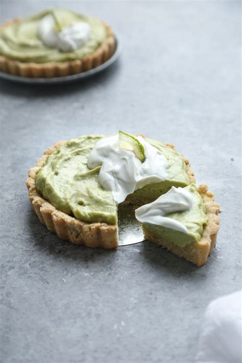 Made with wheat, milk, and eggs, this pie has a freshly baked cookie crumble crust filled with whipped creme rosettes. Dairy Free Edwards Key Lime Pi : Edwards - Edwards Key Lime Pie 6.5 oz. Box - Walmart.com - Shop ...