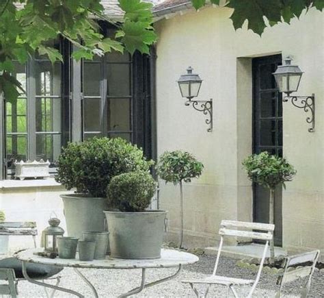 44 Brilliant French Country Garden Decor Ideas In 2020