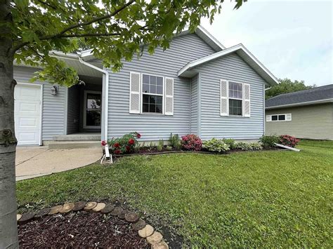 316 Nicholas St Tomah Wi 54660 Zillow