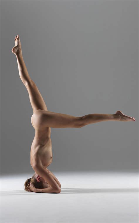 Nude Yoga Instructor Shows Off Amazing Poses You Only Wetter