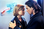 River Phoenix and Samantha Mathis | Celebrity Couples From the '90s ...