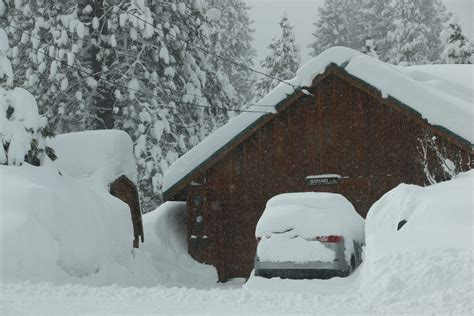 Photos See How Much Snow There Is In Truckee California