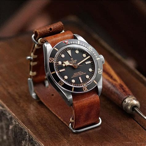 It can get that ultimate spicy twist into your looks and attitude. 20mm Cognac Italian Vintage Leather Nato Watch Strap | B ...