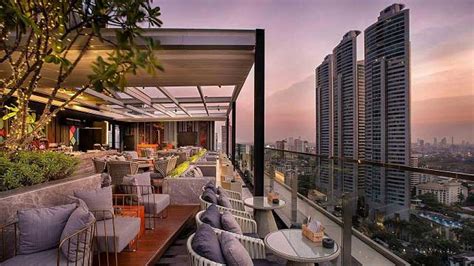 Ich kann diese rooftop bar einfach nur empfehlen toller blick über bangkok und akzeptable preise. Sky on 20 Bangkok - Rooftop bar in Bangkok | The Rooftop Guide