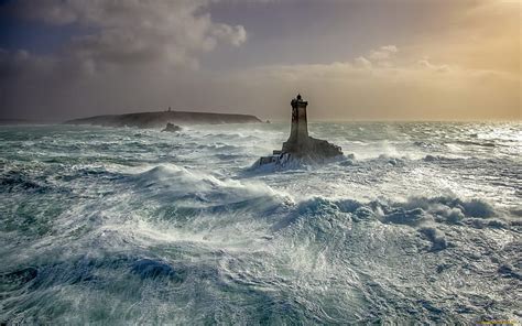 Lighthouse In Storm Splash Waves Sea Lighthouse Storm Hd