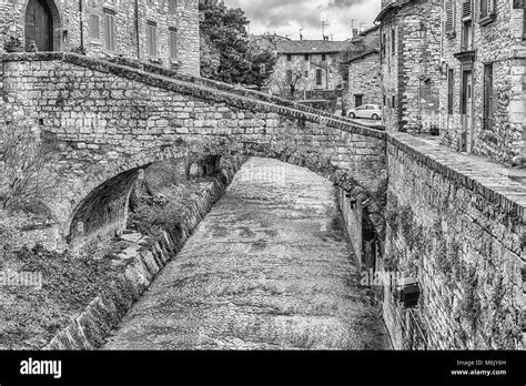 Medieval Towns Italy Black And White Stock Photos And Images Alamy