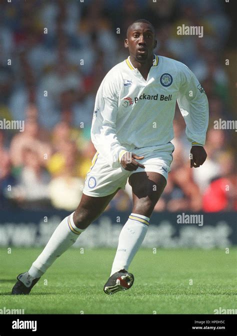 Jimmy Floyd Hasselbaink 1997 Hi Res Stock Photography And Images Alamy