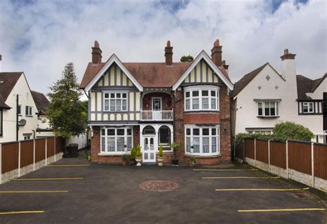 Five Bedroom Detached House For Sale In Four Oaks With A Swimming Pool
