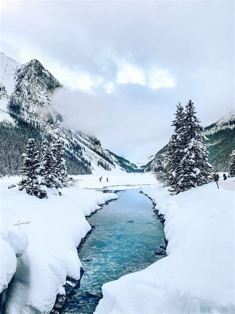 A Charming Lake Louise Day Trip In Winter