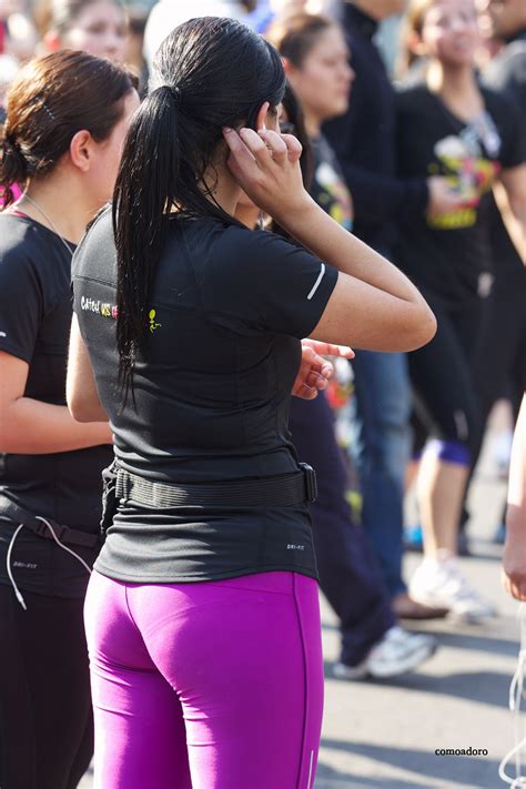 Fotos De Mujeres En Licra Y Spandex Mujeres Bellas En La Calle