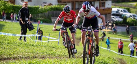 The chasing group is now 57 seconds back from loana. Cinkovi Leogang sedí. V short tracku dojel 5 sekund od ...