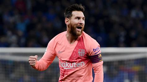 Lionel andrés messi (spanish pronunciation: Reports: Lionel Messi asks for three Premier League ...