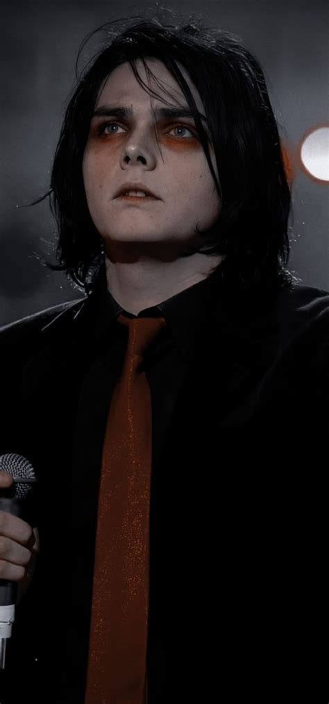 Gerard Way My Chemical Romance Aesthetic Wallpaper My Chemical