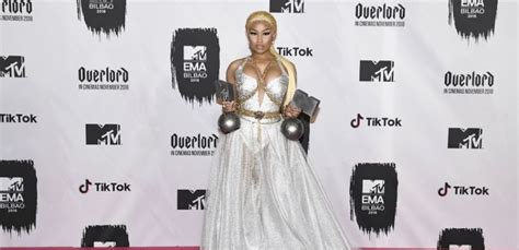Nicki Minaj Becomes First Female Artist With 100 Appearances On Billboard Hot 100 Nicki Minaj