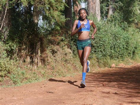 Kenyan Athletes Shine In Paris Marathon
