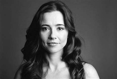 Linda Cardellini Naturally Beautiful Women Hooray For Hollywood