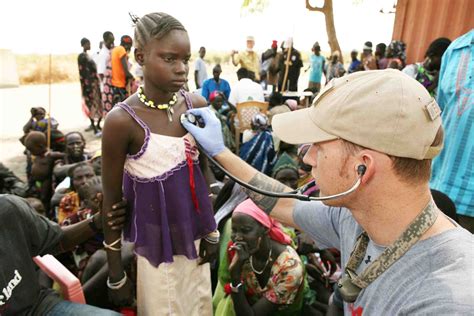 Helping others can help you live longer. Team Rubicon: Helping Vets Heal the World | HuffPost