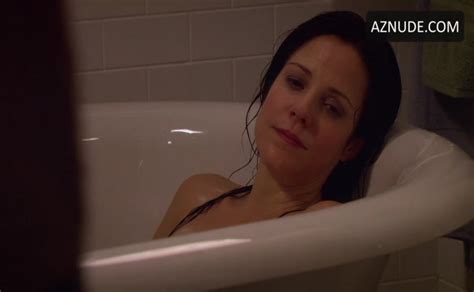 Mary Louise Parker Breasts Scene In Weeds Aznude