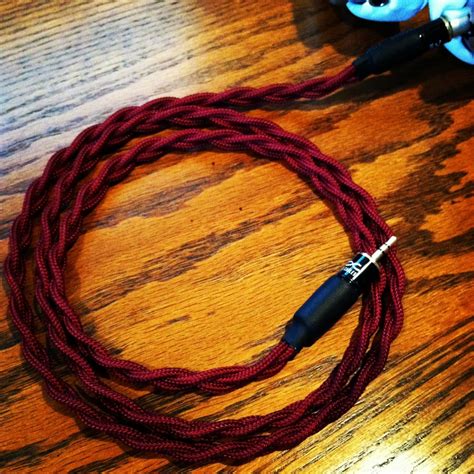 Paracord is the survival cord of choice because it has a high tensile strength compared to its small diameter. My homemade audio cable wrapped in paracord. | Paracord, Beaded necklace, Rental furniture
