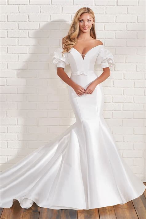 Enchanting By Mon Cheri Chantals Bridal And Formal 122171