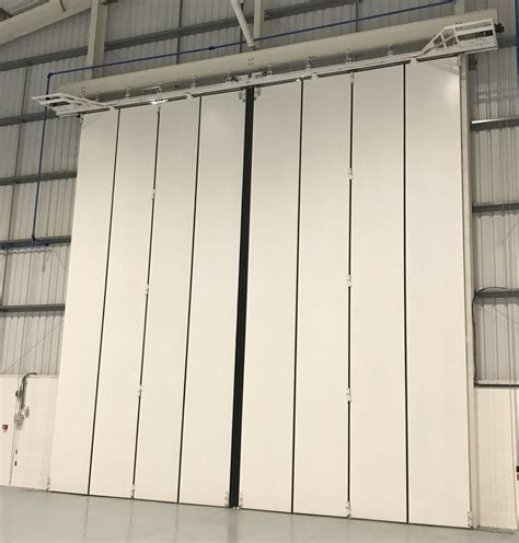 Sonafold Insulated Industrial Folding Doors Bolton Gate Company Esi