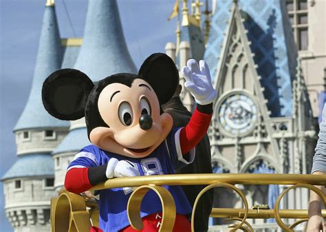 Mouse That Roared Disney Characters Win Local Union Shakeup Ap News