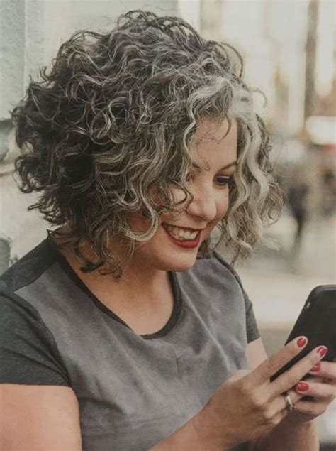 Curly Hairstyles For Older Women Are The Way To Look Natural And Stylish In 2021 2022 In 2021