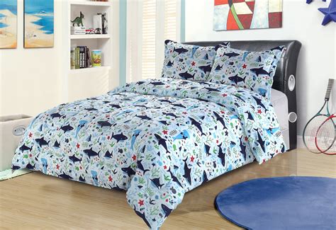 Revamp your bedroom with the right bedding set. Twin Shark Print Bedding Comforter Bed Set Blue Green Red ...