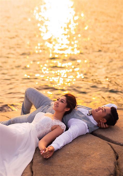 Tháng 10 vừa qua, đặng thu thảo đã ở tuổi 26, cô là một trong những hoa hậu lập gia đình sớm. Ảnh cưới lãng mạn của Hoa hậu Đặng Thu Thảo với chồng hơn ...