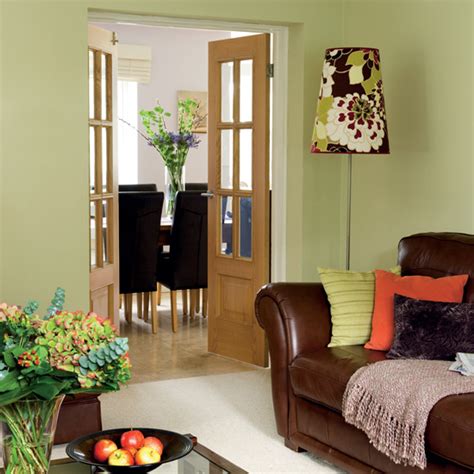From rich mahogany to lighter wood, browse and find the room that fits your needs. 28 Green And Brown Decoration Ideas