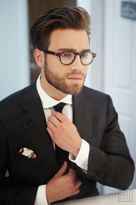 Anyone Know What Brand And Model Are These Glasses Thanks