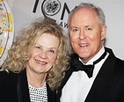 John Lithgow is Living Happily with his Wife Mary Yeager and Children ...