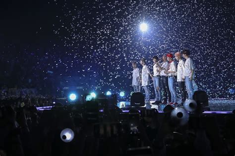 Bts Love Yourself World Tour K Pop Idols Drive Hong Kong Fans Crazy