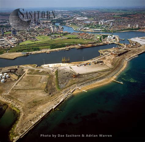 Sunderland Docks Sunderland Tyne And Wear England Sasy Images