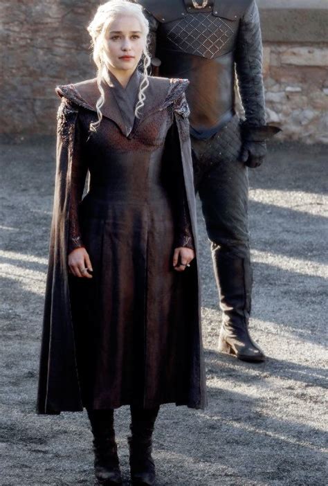 Daenerys Targaryen In Season 7 Game Of Thrones Outfits Game Of