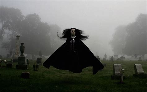 Dark Horror Gothic Ghost Scary Creepy Spooky Women Girl