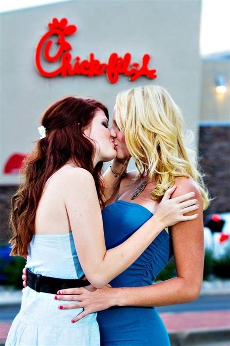 Lesbian Couple Lesbian Girls Lipstick Lesbian Lesbian Couple