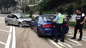 振華道寶馬越雙白線撞採訪車 - 香港經濟日報 - TOPick - 新聞 - 社會 - D141130