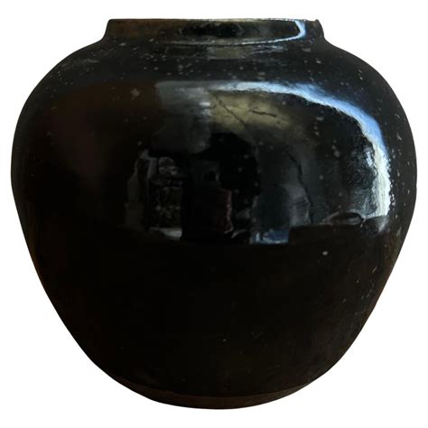 Fulper Pottery Vase With Butterscotch Cat S Eye And Mirrored Black