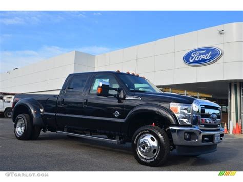 2014 Tuxedo Black Metallic Ford F350 Super Duty Lariat Crew Cab 4x4