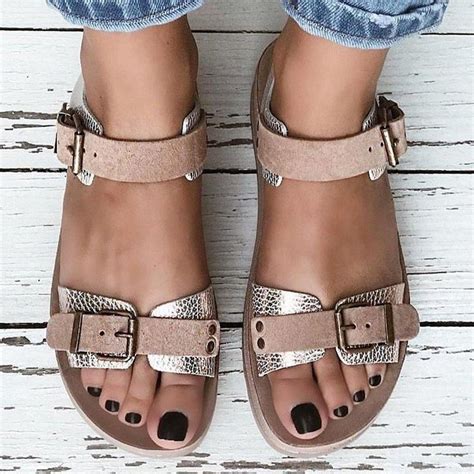 Comfy All Season Buckle Flat Sandals In 2020 Womens Sandals Trendy