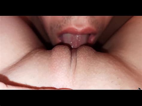 Guy Pussy Eating To Powerful Orgasm I Cums Many Times