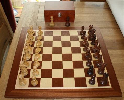 Regency Chess Company Staunton Chess Set Review Raptor