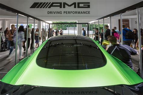 2017 Mercedes Amg Gt R Makes Dynamic Debut At Goodwood Fos Shmee150