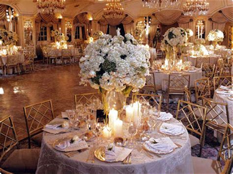 Get an anniversary party theme that represents your couple's unique relationship. Wedding Decorations: 50th Wedding Anniversary Decorating Ideas